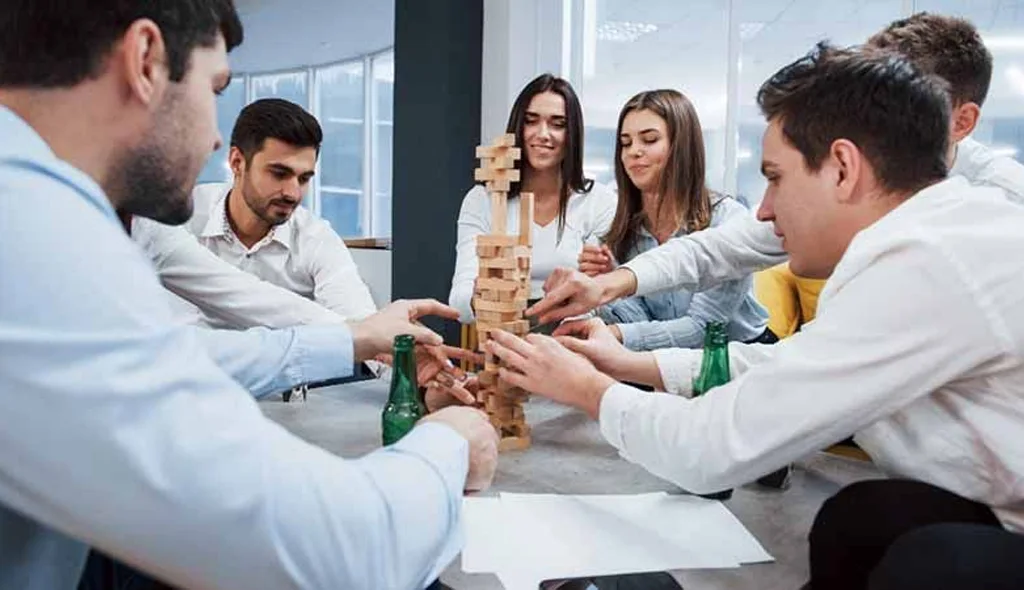 تیم سازی در محل کار چیست؟ تیم سازی در محل کار چیست؟
